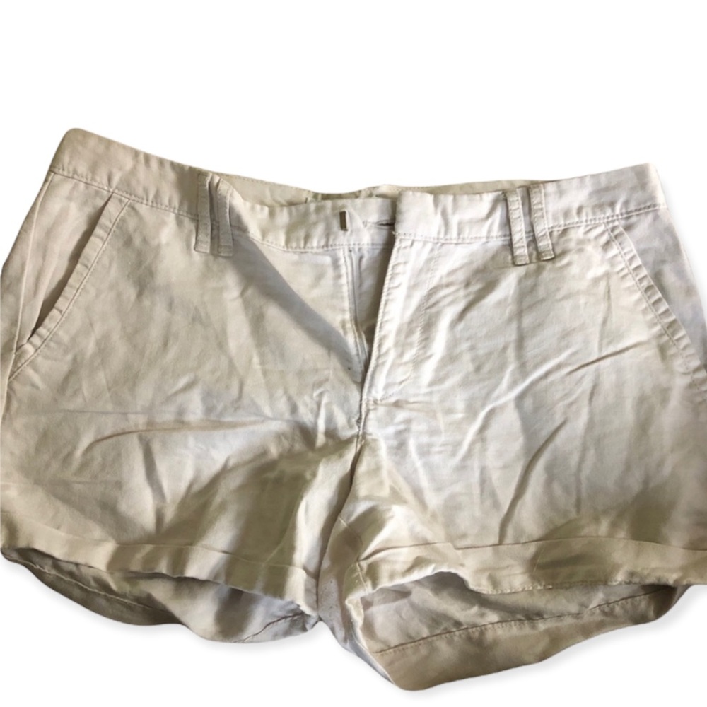 Old Navy Shorts khaki shorts size 8